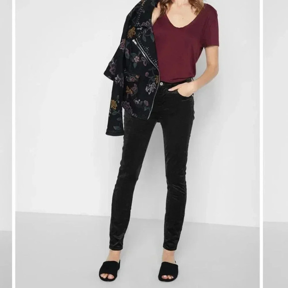 7 For All Mankind Denim - 7 For All Mankind Ankle Skinny Black Velvet